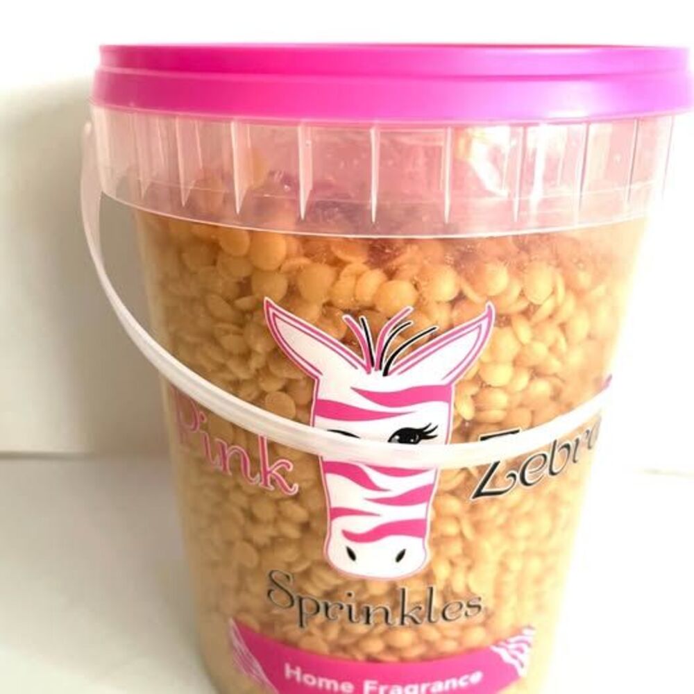 Pink Zebra Sprinkles in the "Peanut Butter Cookies" fragrance.